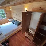 Apartman Treehouse With Garden In The Heart Of Antalya Eskiömerler