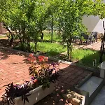 Apartman Treehouse With Garden In The Heart Of Antalya *